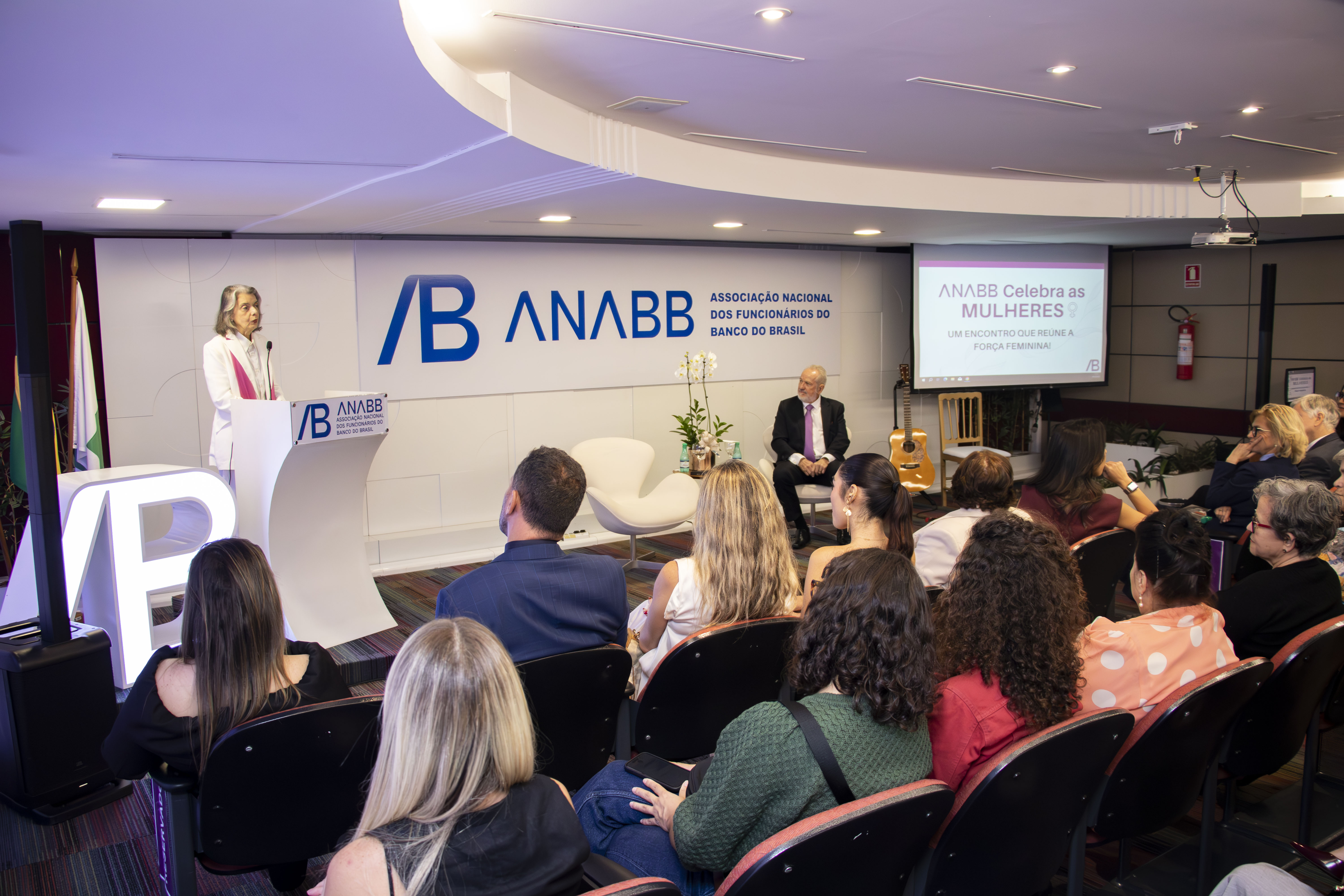 ANABB REALIZA EVENTO EM CELEBRAÇÃO ÀS MULHERES