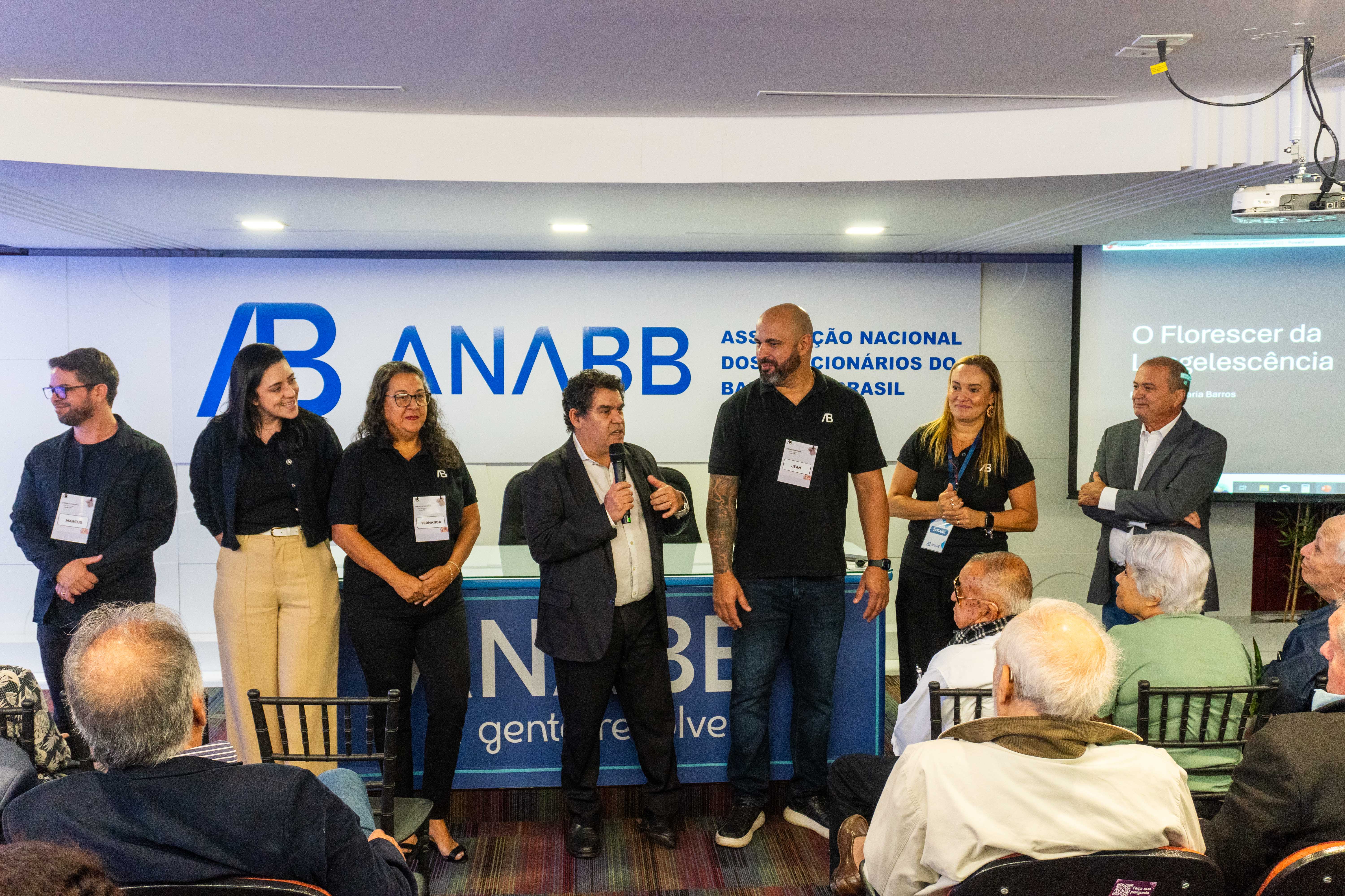 CAFÉ DA MANHÃ 70+ REÚNE ASSOCIADOS APOSENTADOS NA SEDE DA ANABB