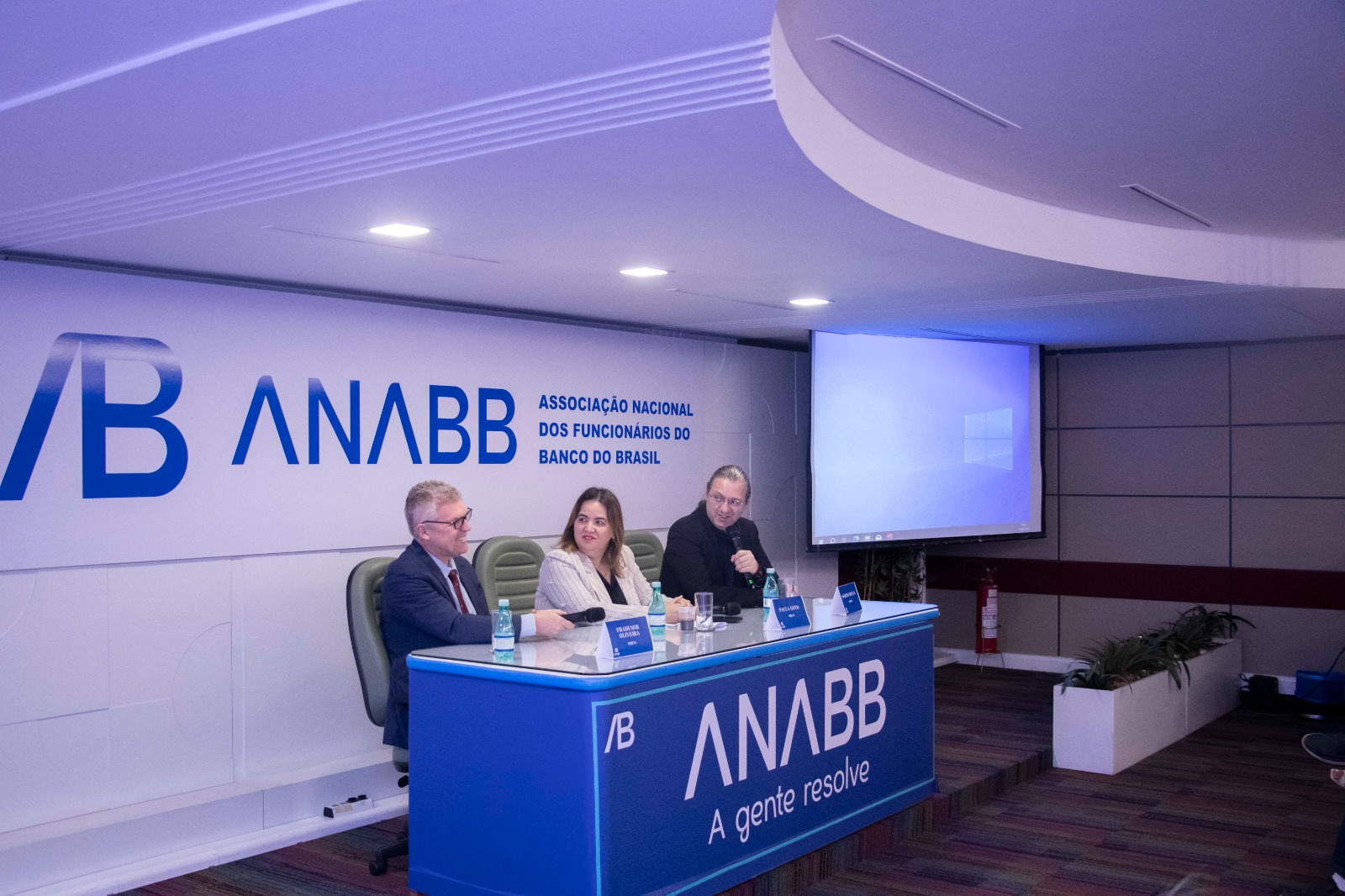 ENCONTRO DA ANABB ANALISA CENÁRIO DA PREVI E FUTURO DOS APOSENTADOS