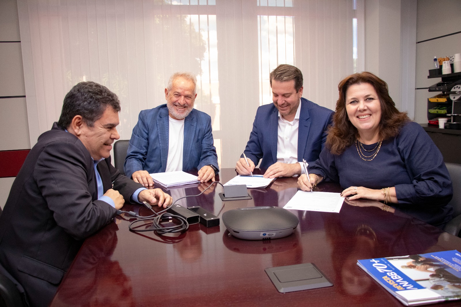 DIRETORIA DA PREVI VISITA SEDE DA ANABB